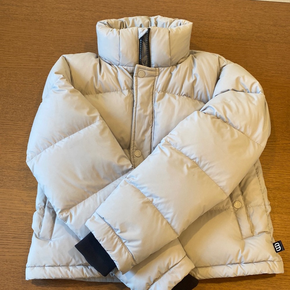 Aritzia Super Puff Shorty in lavender